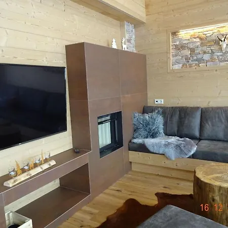 Huettenzauber 3 Comfortable Holiday Chalet *
