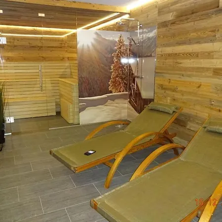 Huettenzauber 3 Comfortable Holiday Chalet Annaberg im Lammertal